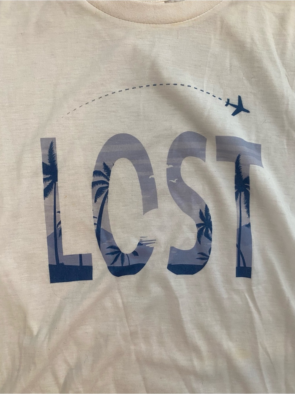 Vintage LOST TV Show Graphic T-Shirt - Oceanic Flight 815 Island Silhouette Tee - Picture 2 of 5